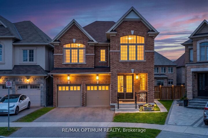 30 Wheatberry Crescent — photo 1