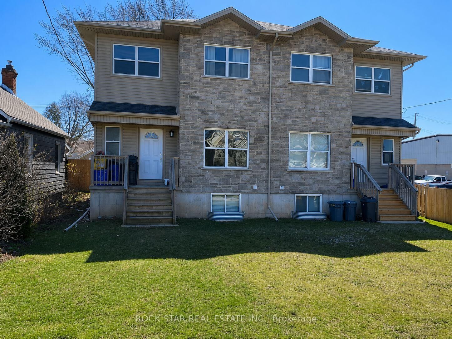 Property Photo: 20B Chestnut Street E ON L2T 1G7
