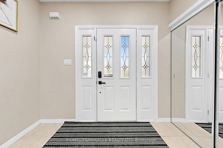 Property Photo: 378 Mountain Laurel Crescent ON N2E 4B7