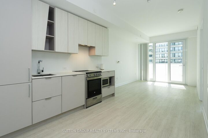 Property Photo:  3883 Quartz Road 520  ON L5B 0M4 