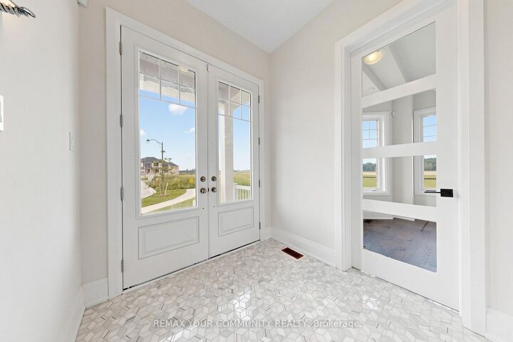 Property Photo: 33 Lorrain Hand Crescent ON L4P 0S9