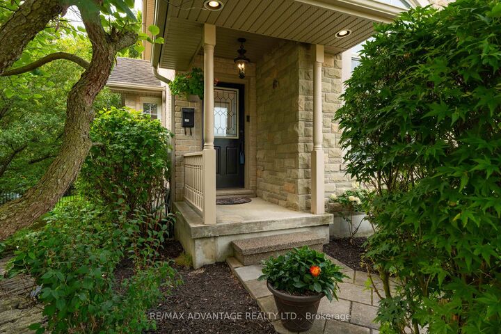 Property Photo: 1519 Shore Road ON N6K 4Z5