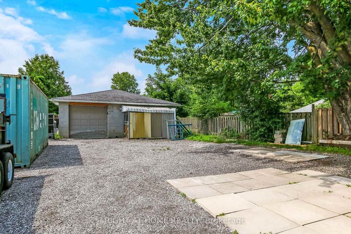 Property Photo: 515 Third Street ON N5V 2C1