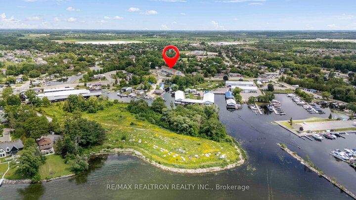 Property Photo: 155 Riverglen Drive 320 ON L4P 3M3