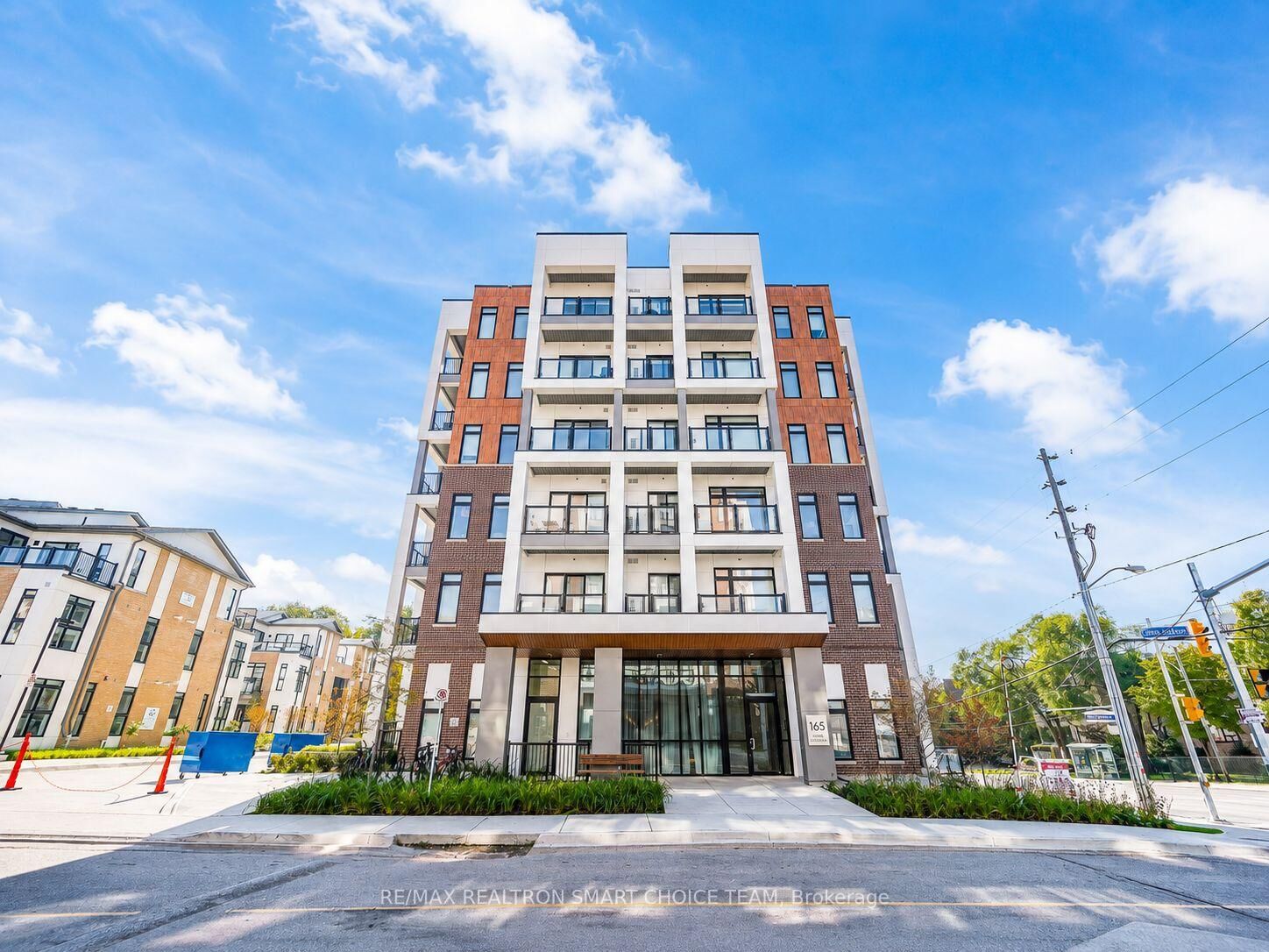 Property Photo: 165 Canon Jackson Drive 311 ON M6M 0C4