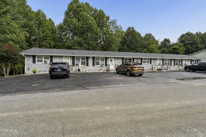 Property Photo:  210 Longview Drive  TN 37659 