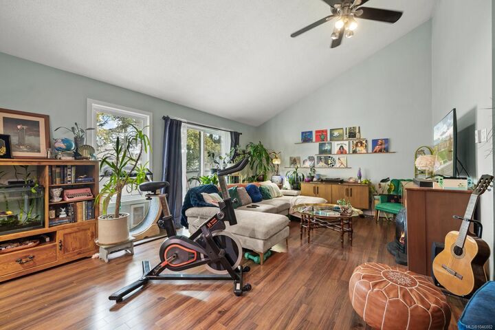 Property Photo: 3230 Rutledge St #14 BC V8X 1N7