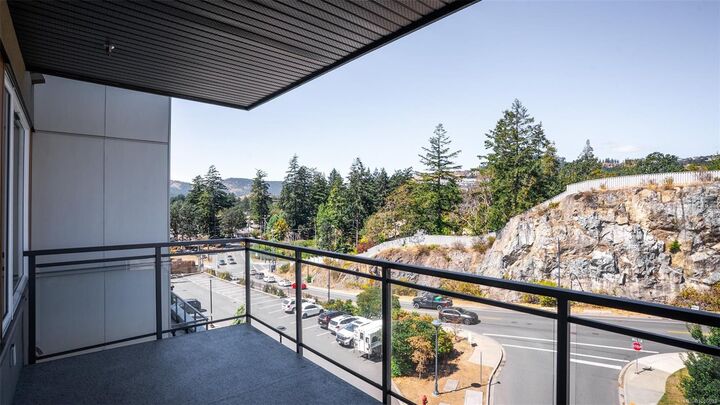 Property Photo: 967 Whirlaway Cres #412 BC V9B 0Y1