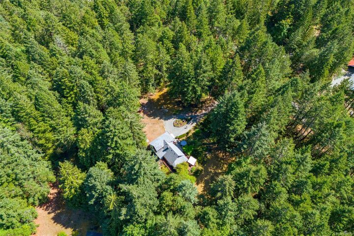 Property Photo:  13725 Jennifer Rd  BC V9G 1G4 