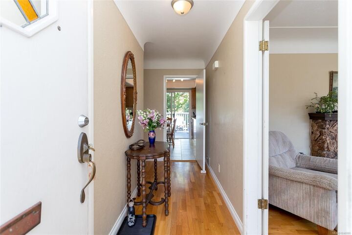 Property Photo: 3856 Diamond St BC V8Z 3X4