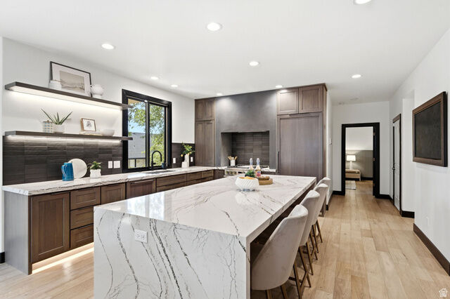 Property Photo:  1017 N Oakridge Dr  UT 84025 