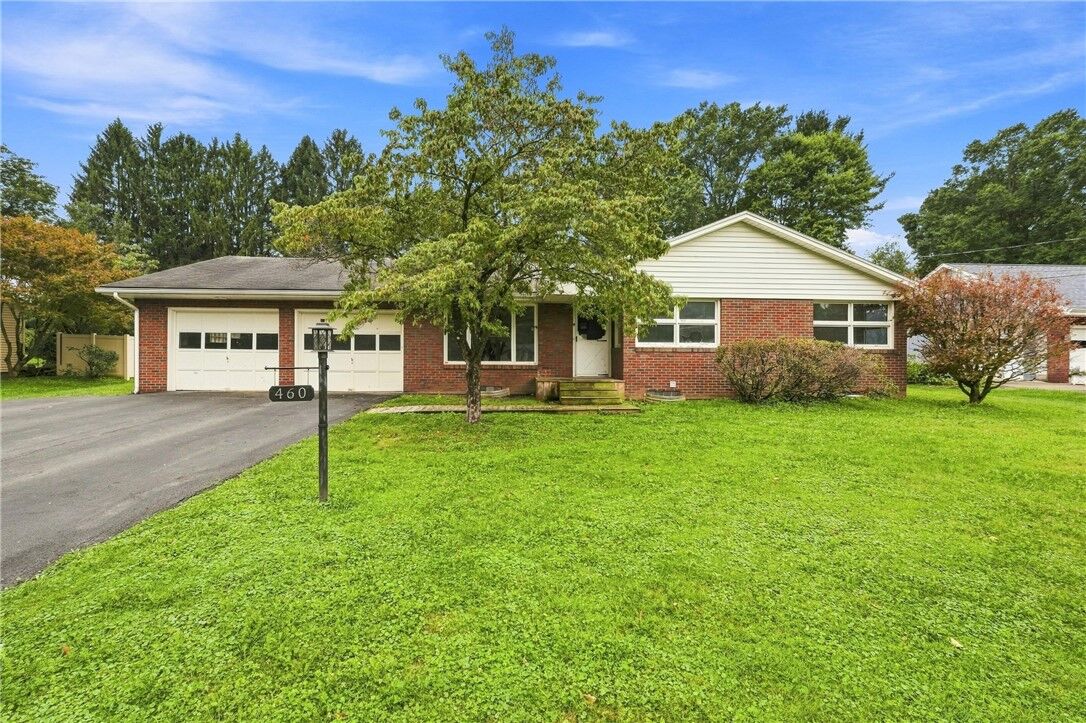 Property Photo:  460 Collier Rd  PA 16137 