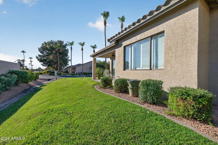 Property Photo:  9733 E Holiday Way  AZ 85248 