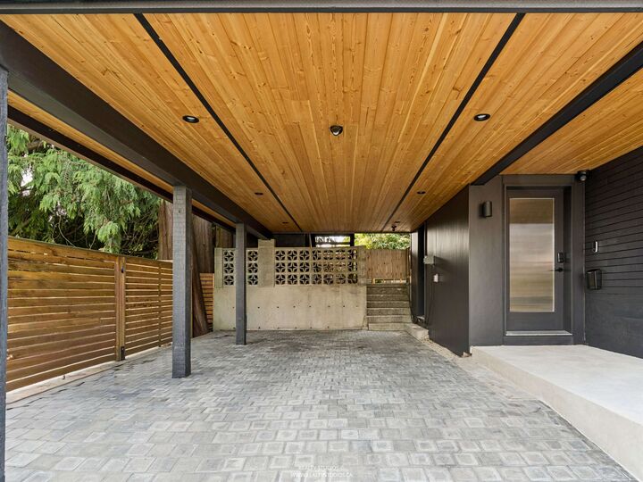 Property Photo: 476 E 29th Avenue BC V5V 2R7