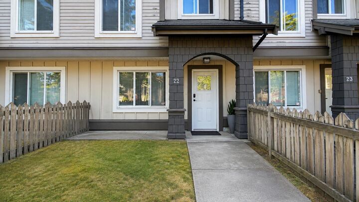 Property Photo: 5988 Lancing Rd 22 BC V7C 3A8