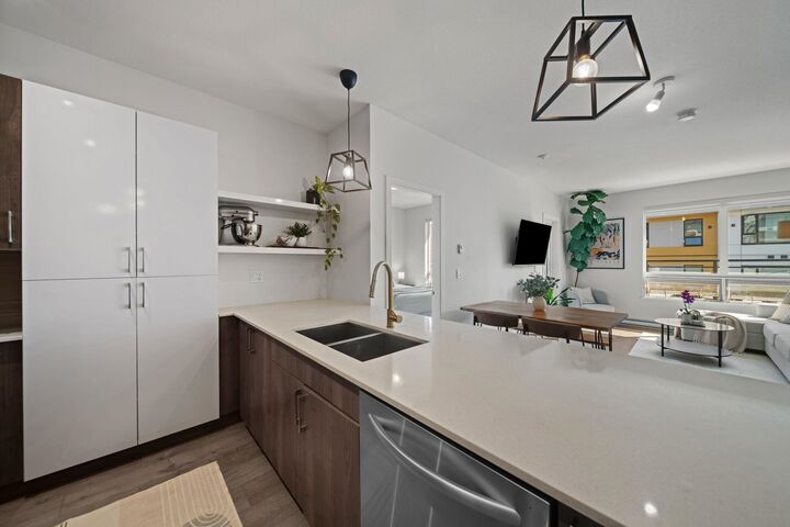 Property Photo: 630 Como Lake Avenue 405 BC V3J 0E4
