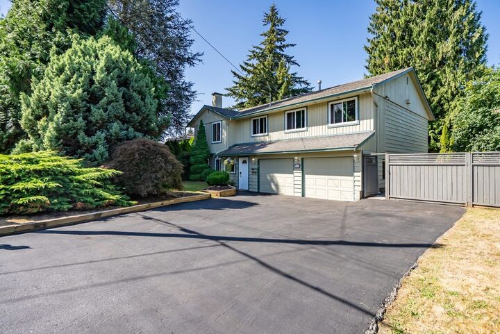 11527 Fraserview Street — photo 1
