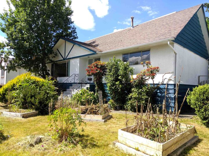 Property Photo: 6319 Lochdale Street BC V5B 2M6