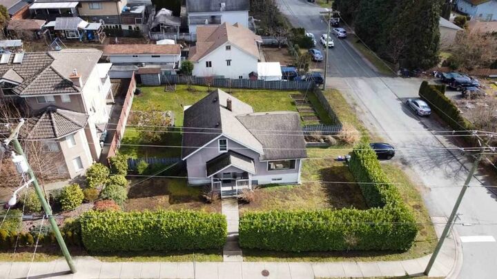 Property Photo: 329 Marmont Street BC V3K 4R5