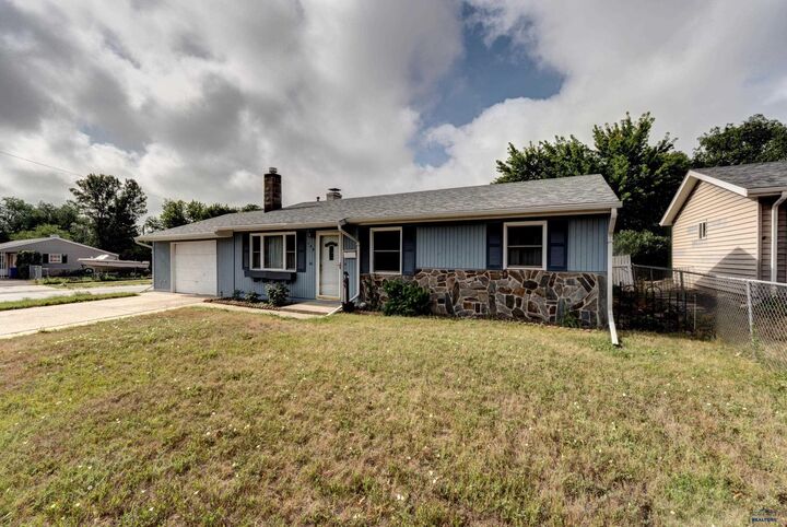 Property Photo:  149 Fairmont Blvd  SD 57701 
