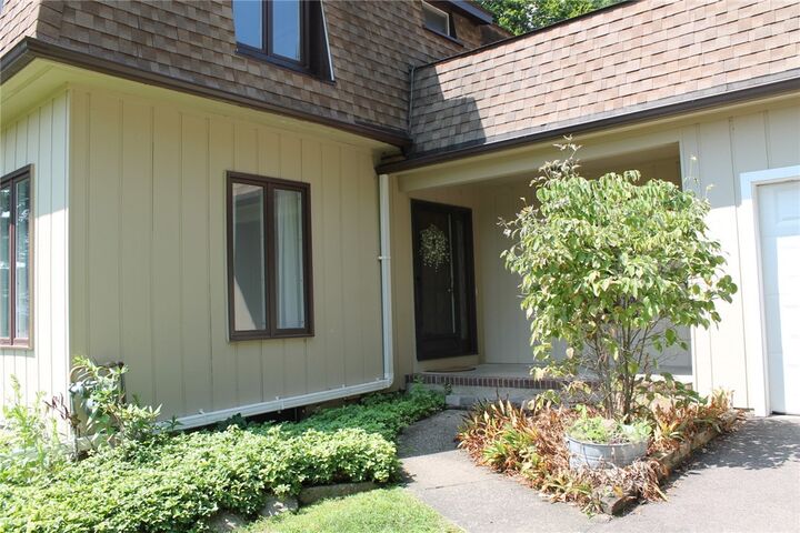 Property Photo: 5 Ridgeway Circle NY 14870