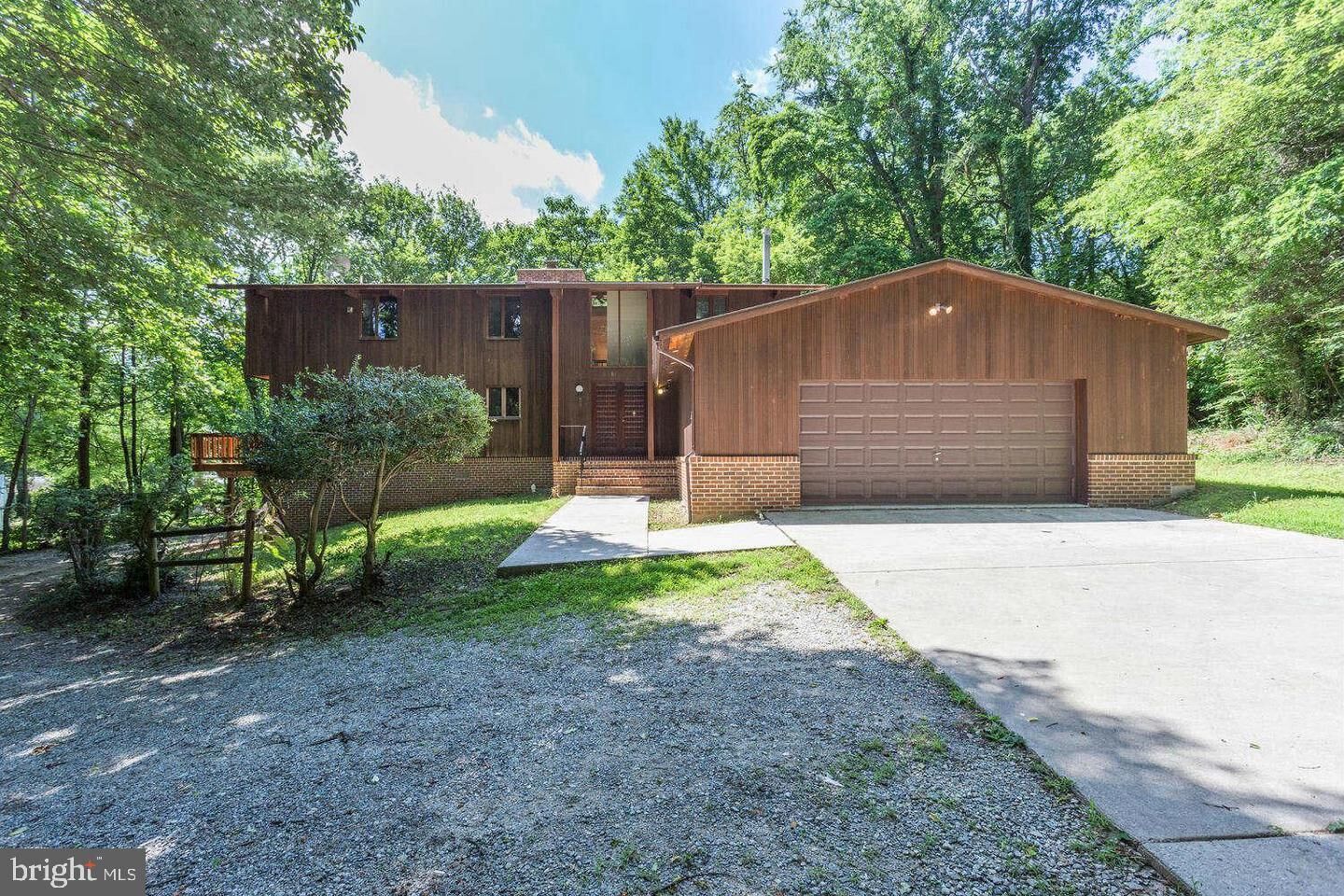 Property Photo:  6022 Munson Hill Road  VA 22041 