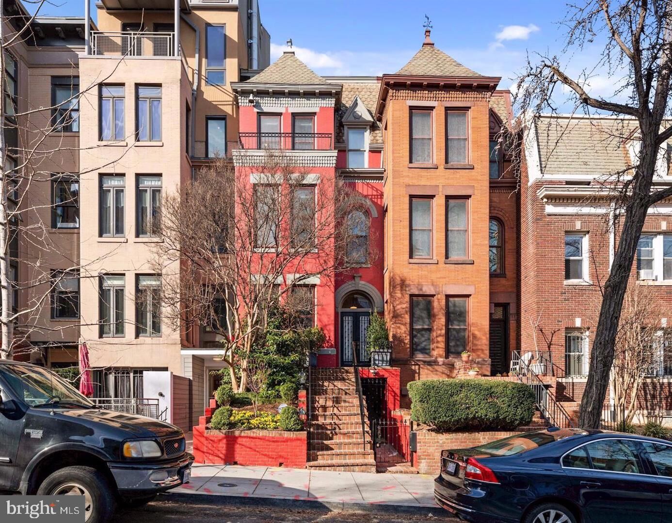 Property Photo: 1817 Belmont Road NW 1 DC 20009