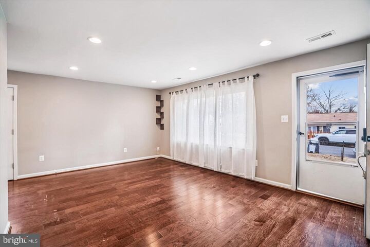 Property Photo:  3720 Harmon Avenue  MD 20784 