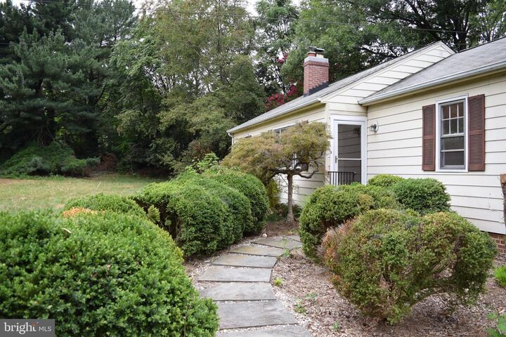 Property Photo:  4500 Franconia Road  VA 22310 