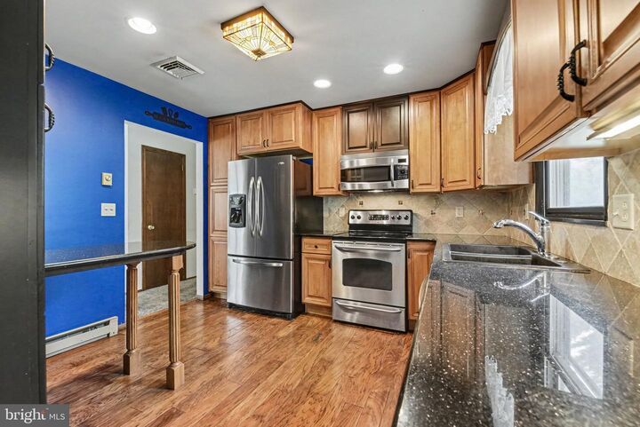 Property Photo:  282 Bradley  PA 17070 