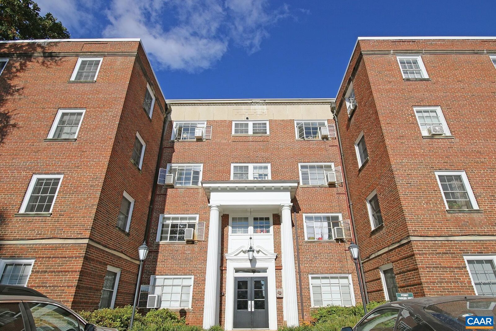 Property Photo:  32 University Cir 206  VA 22903 