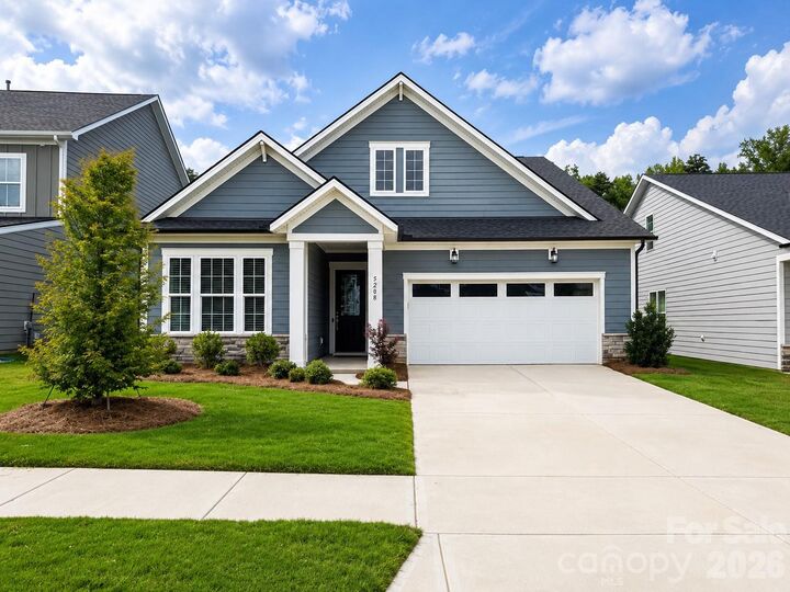 Property Photo:  5208 Glenwalk Drive  NC 28269 