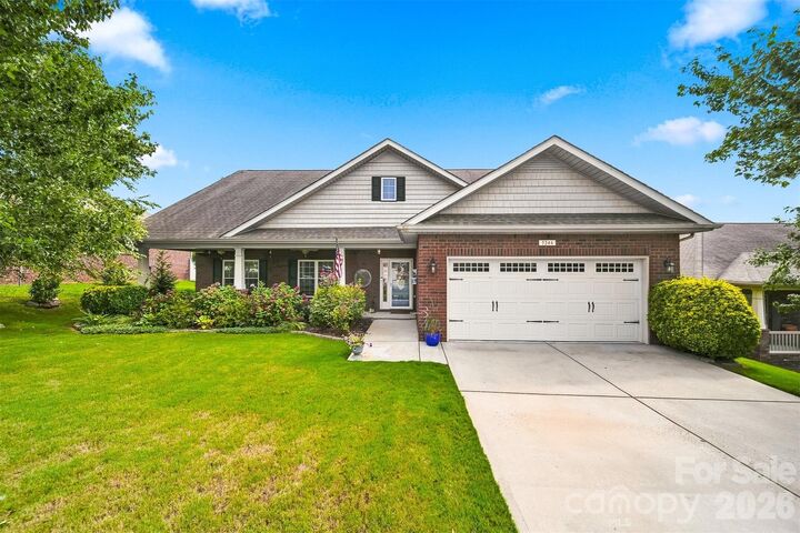 Property Photo:  7244 Kenyon Drive  NC 28037 