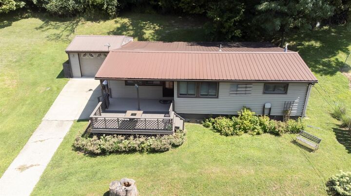 Property Photo:  802 Meadowlane Drive  OH 45167 