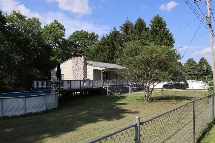Property Photo:  1720 Homer NW Road  OH 43080 