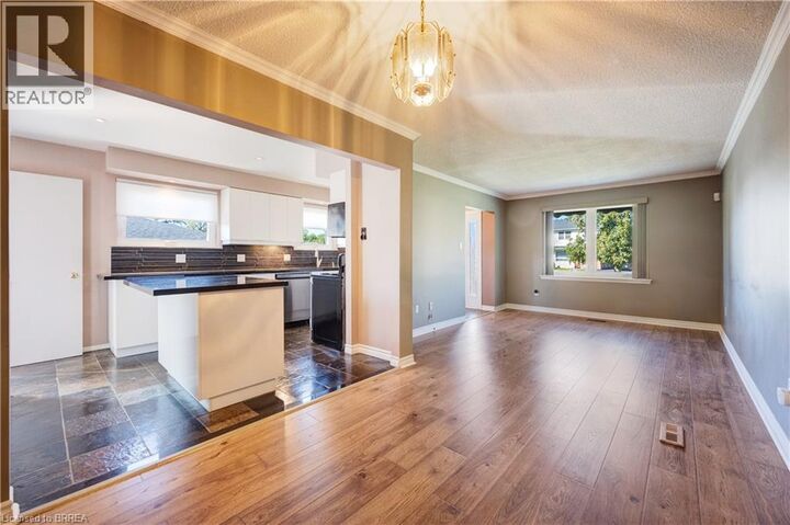 Property Photo: 44 Marblehead Crescent ON L6S 2V1