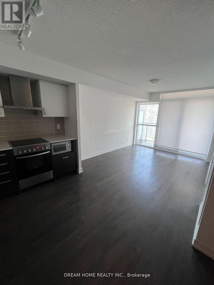 Property Photo: 125 Redpath Avenue 1407 ON M4S 0B5