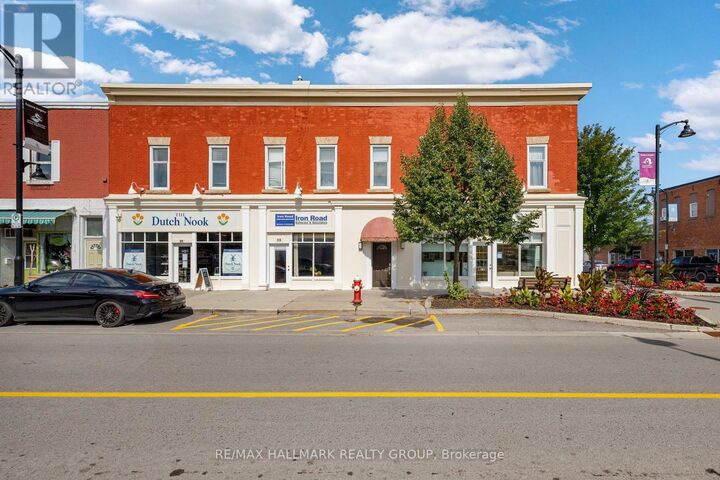 Property Photo:  100 John Street North  ON K7S 2N3 