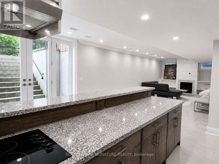 Property Photo:  12 Terrace Avenue Lower  ON M2R 1E9 