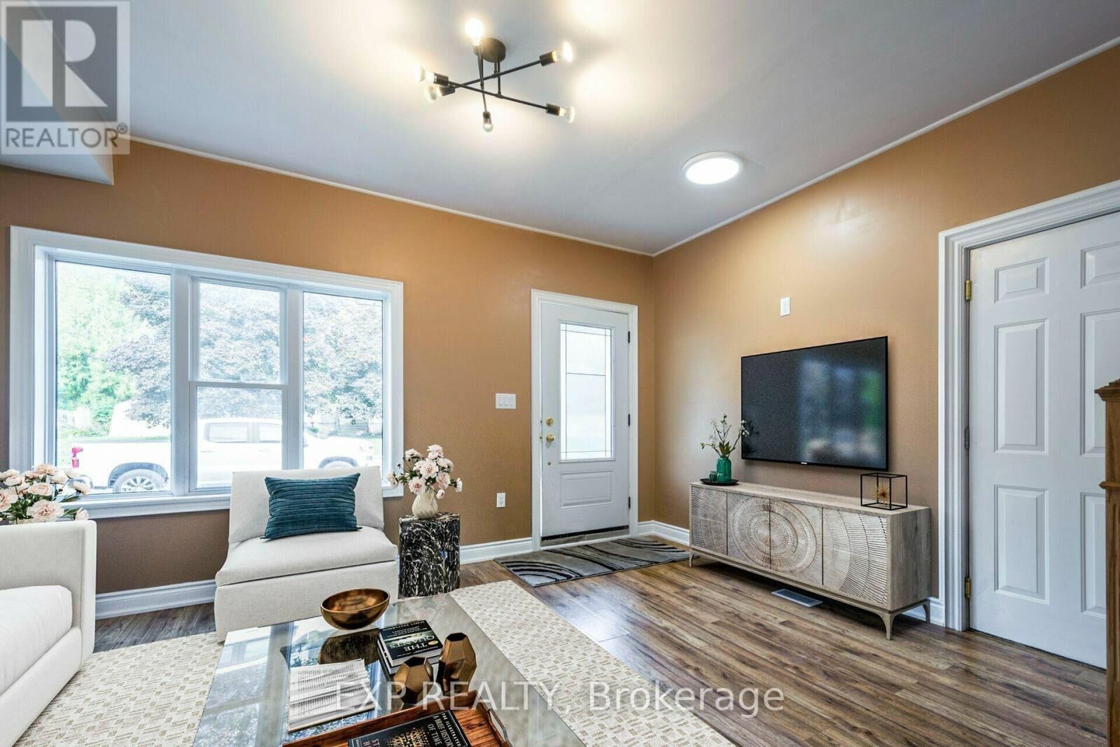 Property Photo: 59 Kent Street ON K0L 1L0