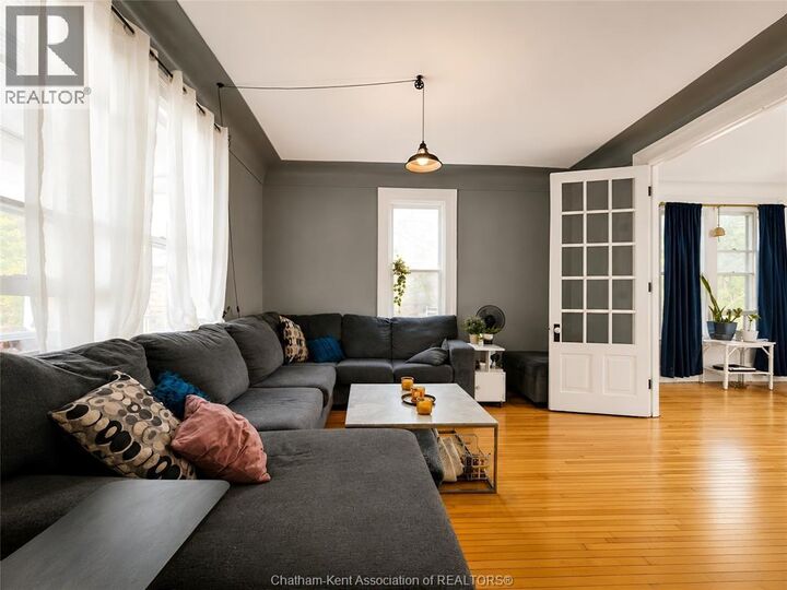 Property Photo: 91 Inshes Avenue ON N7M 2Y7