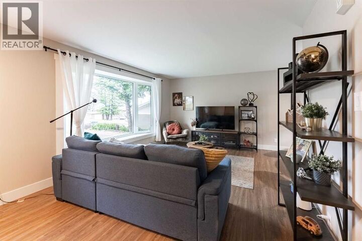 Property Photo: 2802 77 Street AB T0K 0M0