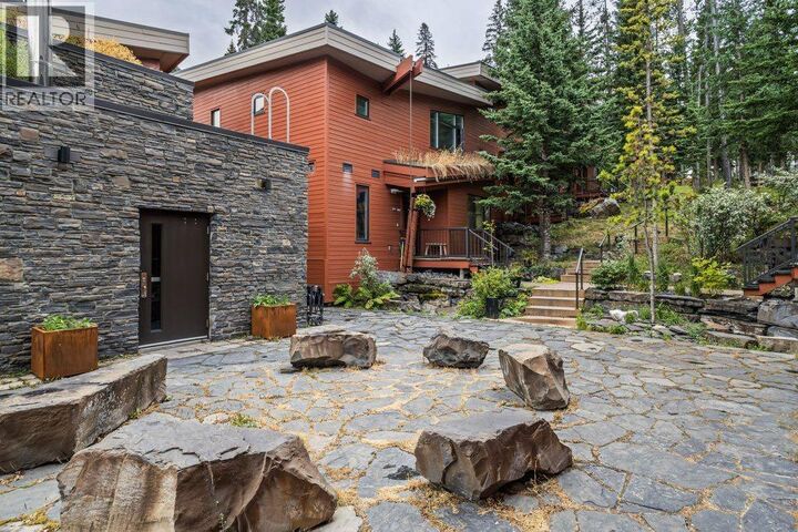 Property Photo:  113 Cave Avenue  AB T1L 1B5 