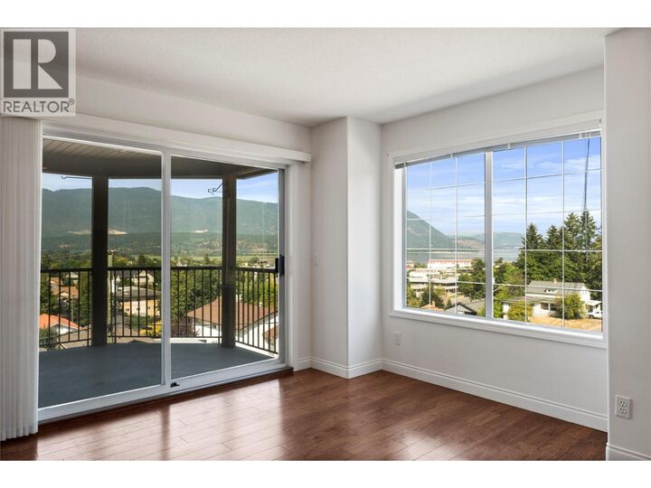 Property Photo:  330 7 Street Southeast 303  BC V1E 1S7 