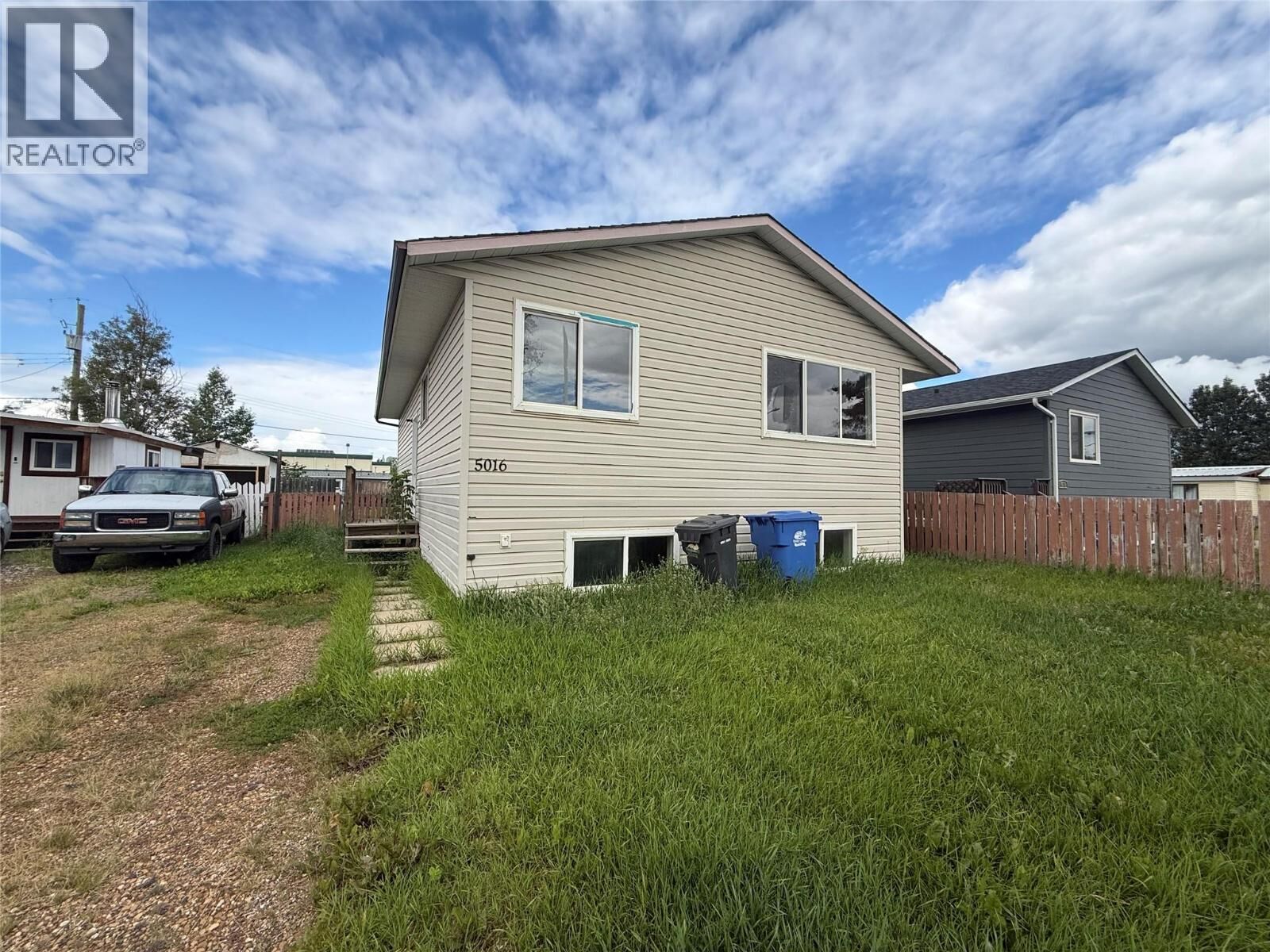 Property Photo:  5016 51 Avenue  BC V1G 2C0 