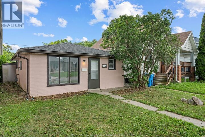 Property Photo:  949 Ellrose Avenue  ON N8Y 3W8 