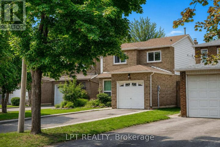 Property Photo:  38 Pickard Lane  ON L6Y 2M5 