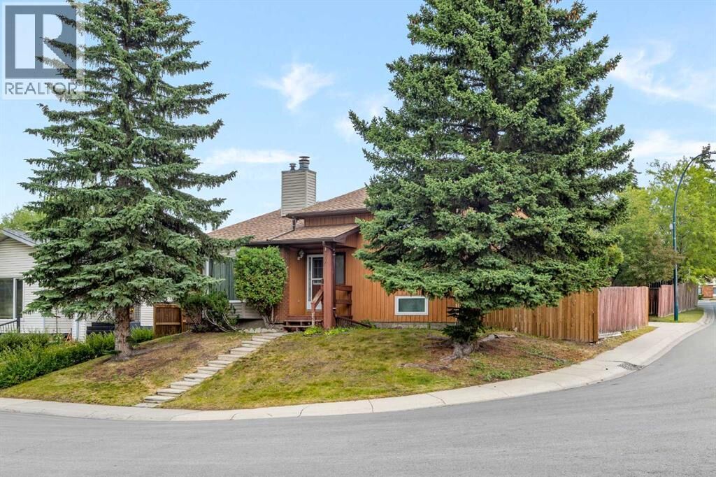 Property Photo: 147 Whitlock Close Northeast AB T1Y 4X2