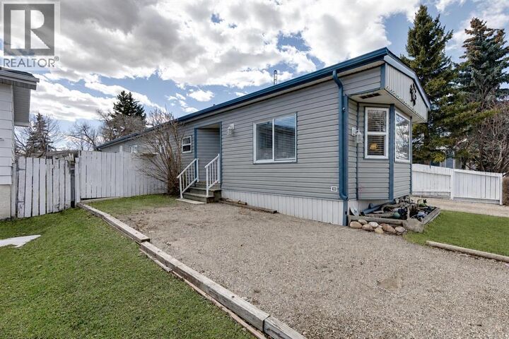 Property Photo:  240 Big Hill Circle Southeast  AB T4A 1P8 