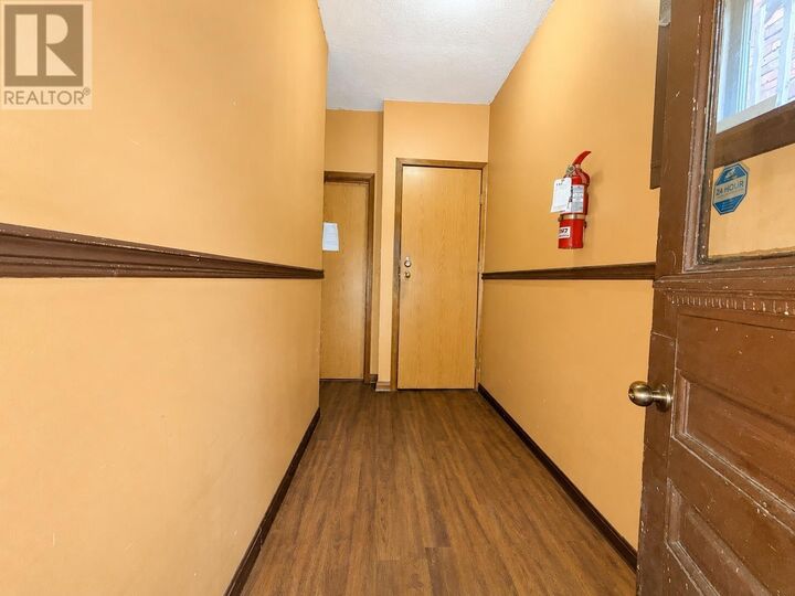 Property Photo: 345 Syndicate Ave N ON P7C 3W4